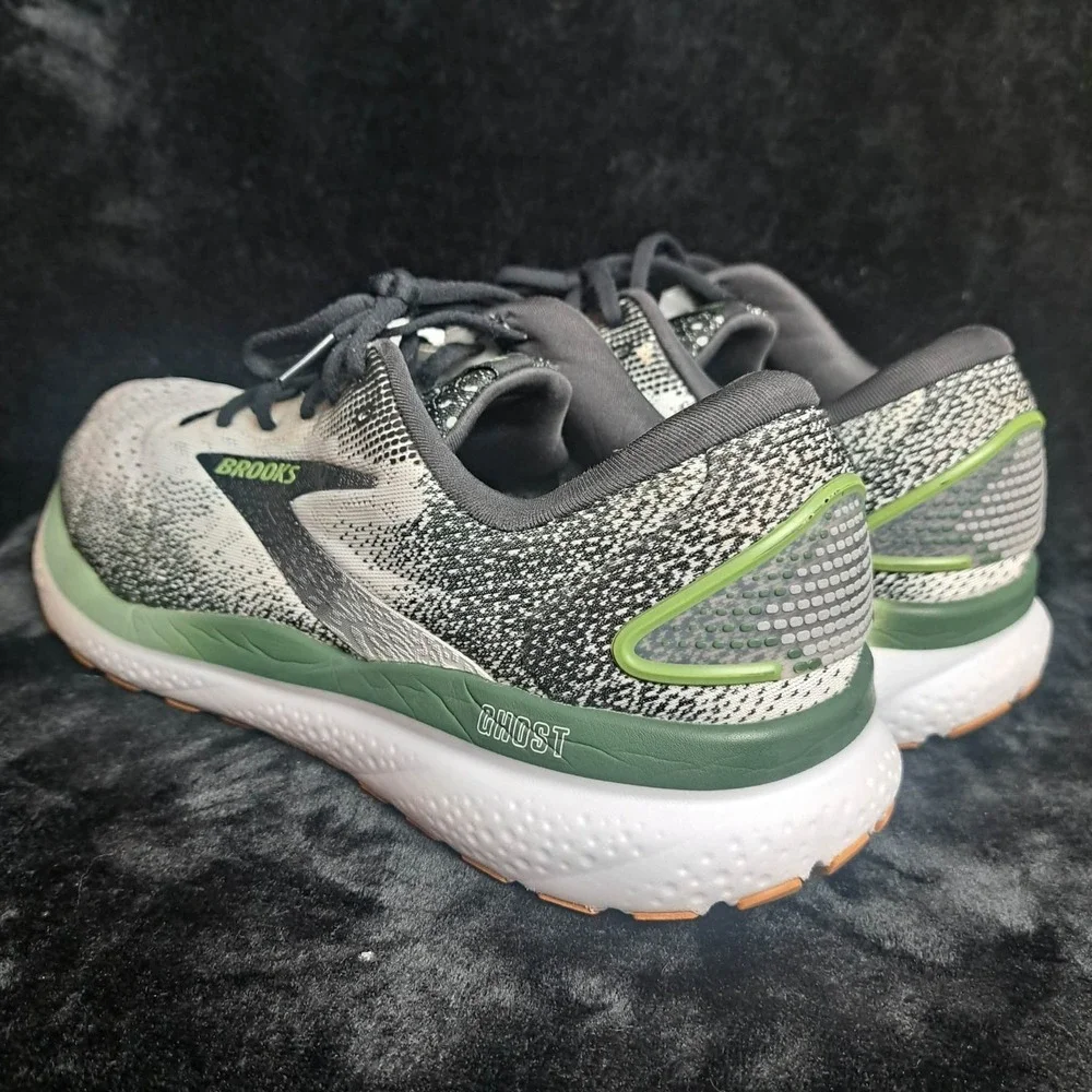 Brooks Ghost 16 Men's‎ Size 13 D (Medium) Running Shoes White Black